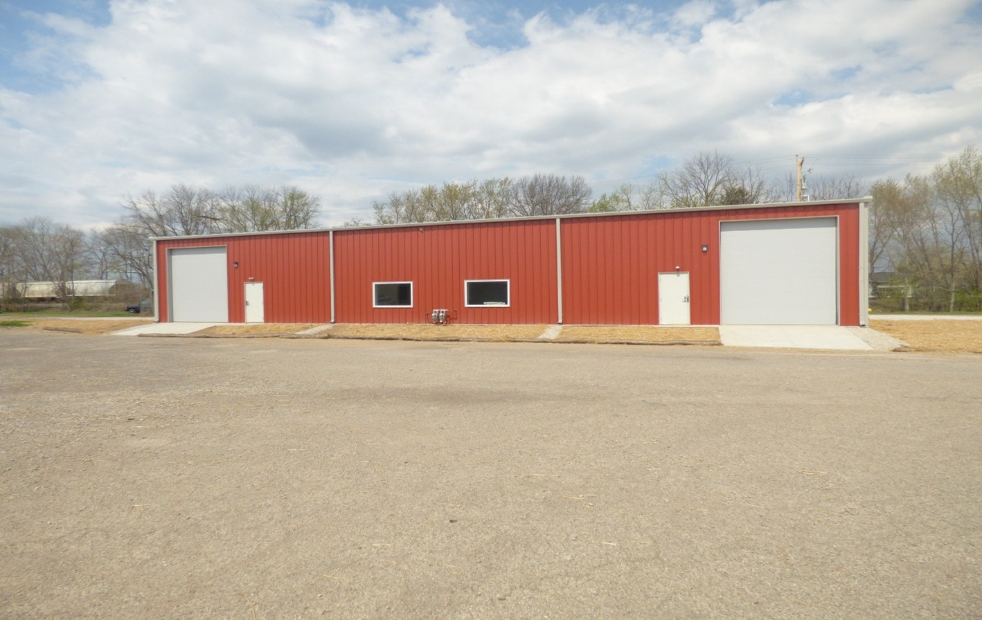 Shumaker Commercial Real Estate (SCR) - FOR LEASE - COMING SOON: MULTI-USE INDUSTRIAL / STORAGE SPACE - Heath, Ohio